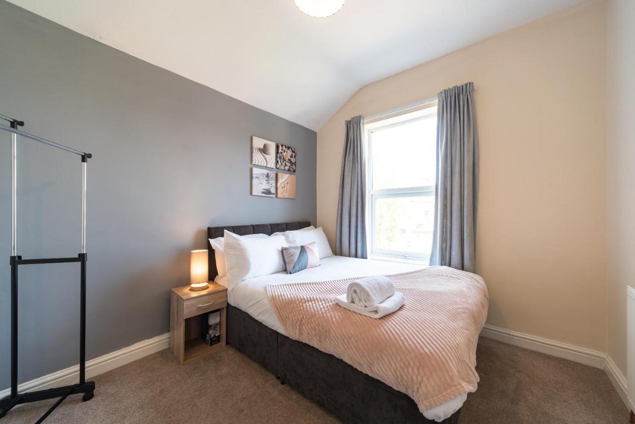3 Bedroom-5 Beds Newland Ave King'S Palace Leisure-Contractor-Heart Of Hull Amenities 赫尔河畔京士顿 外观 照片