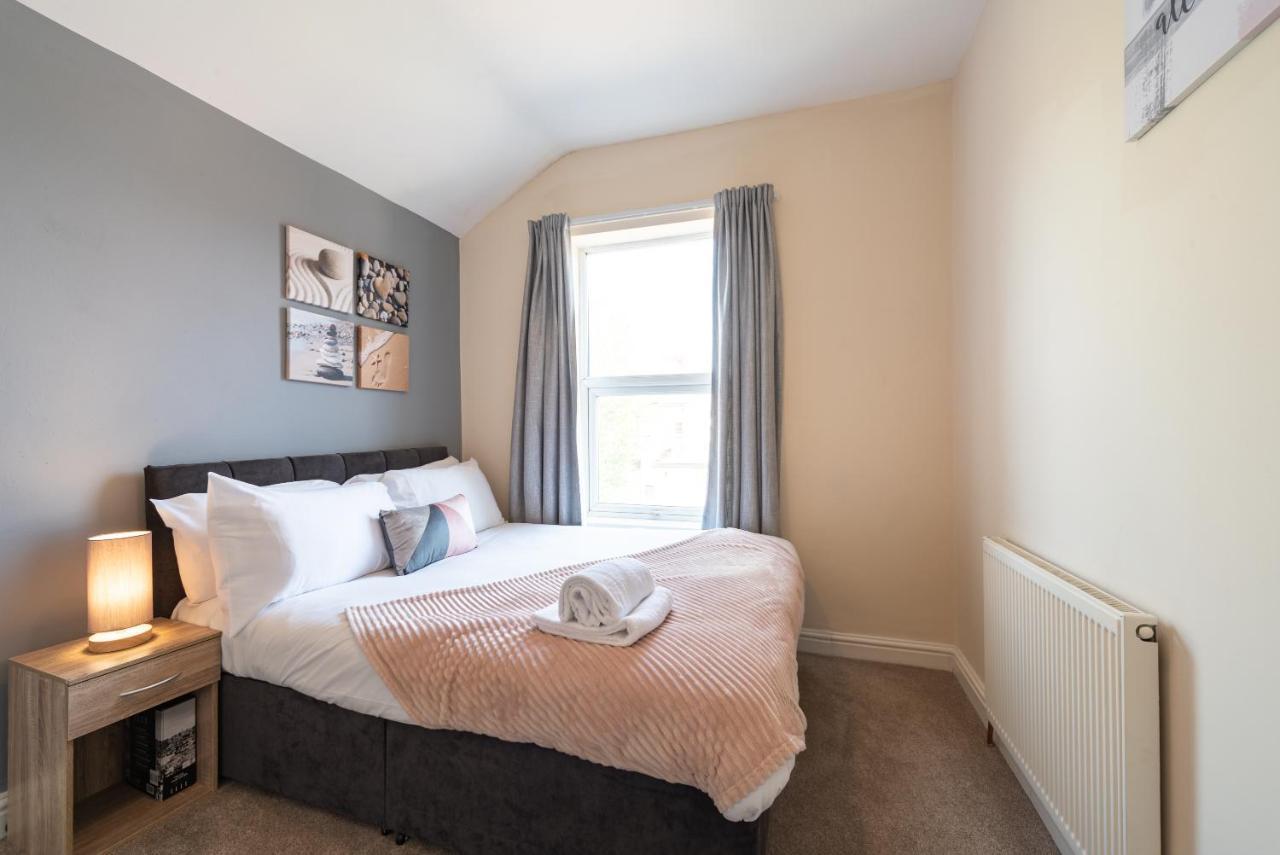 3 Bedroom-5 Beds Newland Ave King'S Palace Leisure-Contractor-Heart Of Hull Amenities 赫尔河畔京士顿 外观 照片