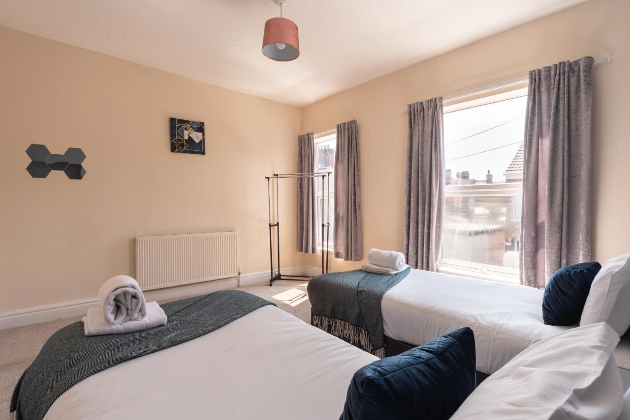 3 Bedroom-5 Beds Newland Ave King'S Palace Leisure-Contractor-Heart Of Hull Amenities 赫尔河畔京士顿 外观 照片